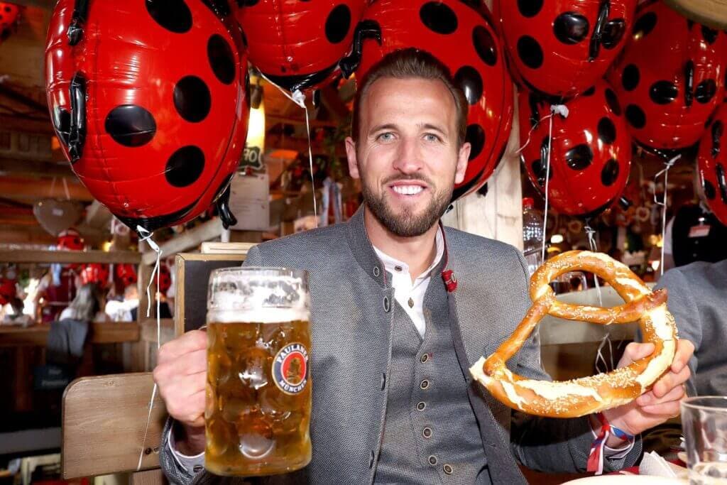 Tactics talk with Tuchel, playing golf and best mate Muller - How Kane settled at Bayern